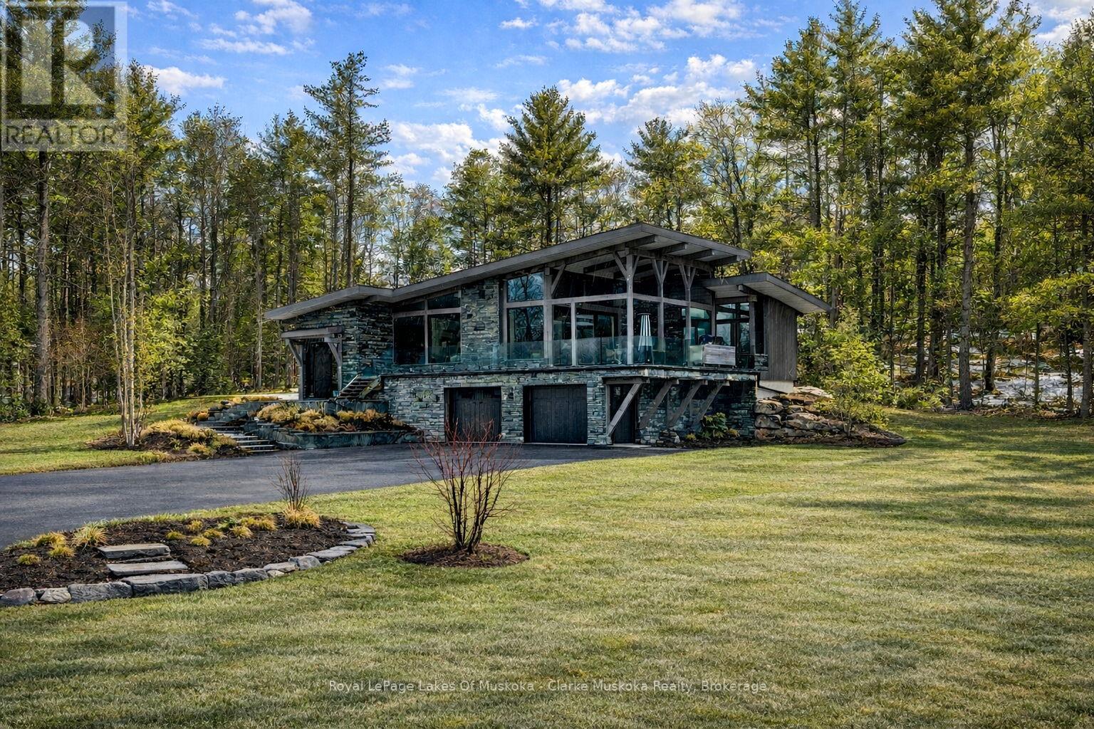 1210 Falkenburg Road, Bracebridge, Ontario P1L 1X4 - Photo 3 - X12960712