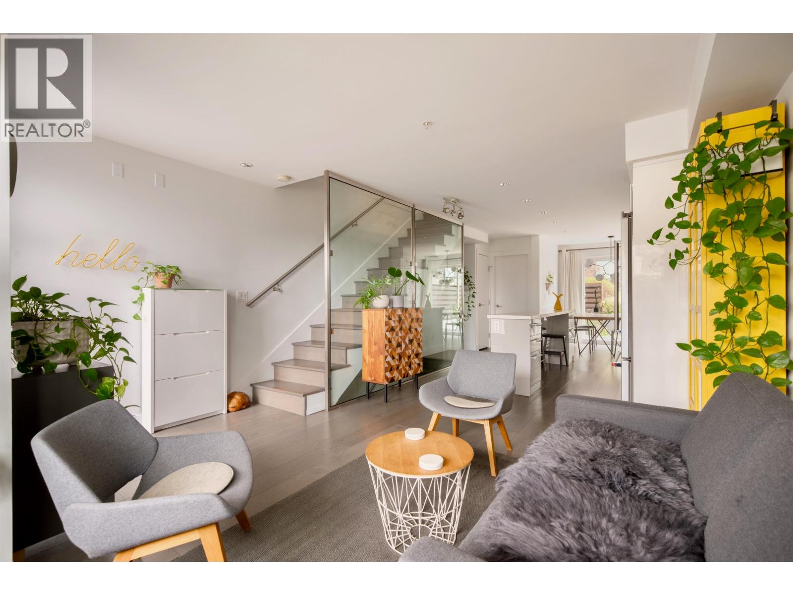 4 2358 Western Avenue, North Vancouver, British Columbia  V7M 2L3 - Photo 3 - R3107021