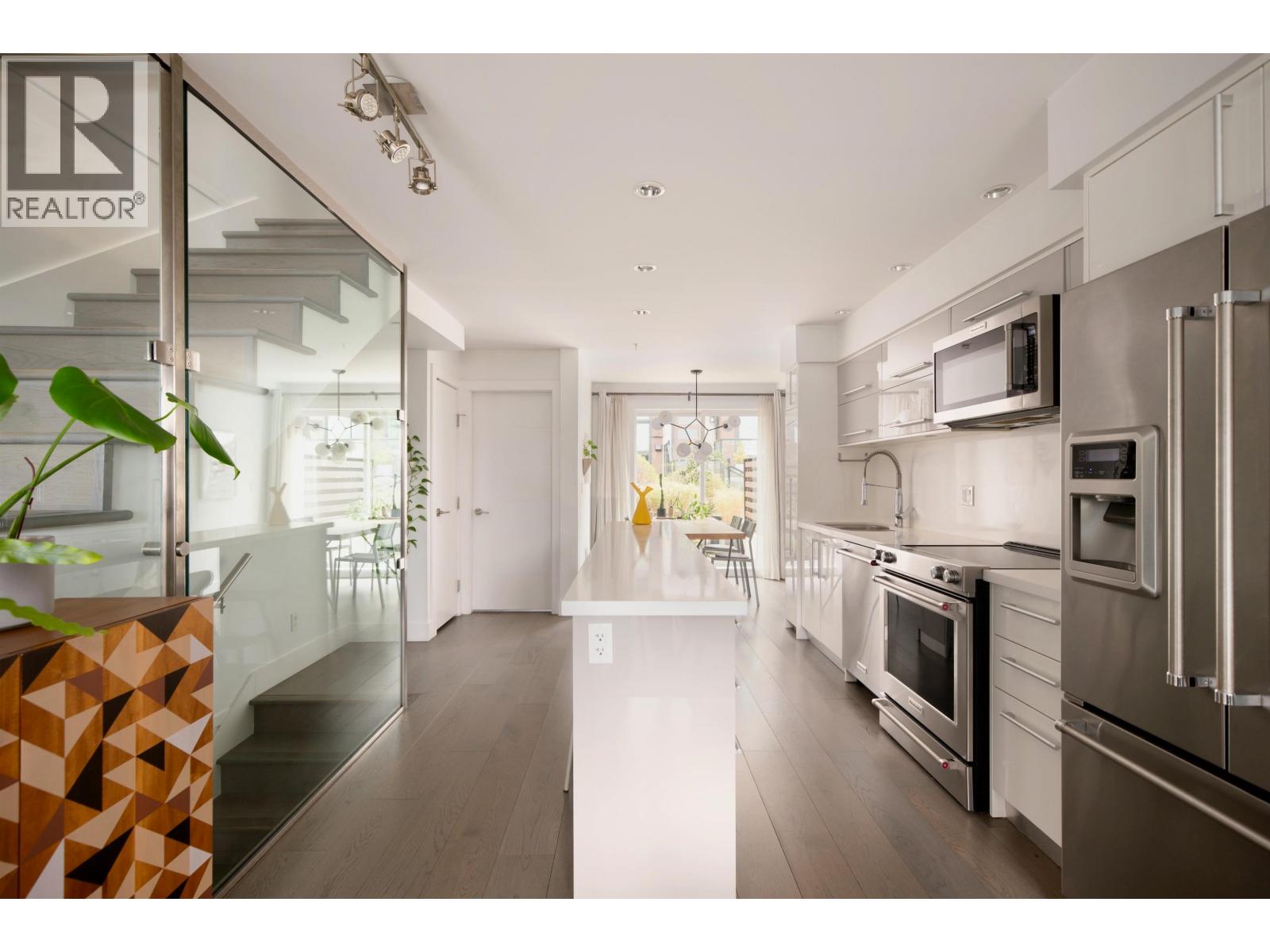 4 2358 Western Avenue, North Vancouver, British Columbia  V7M 2L3 - Photo 6 - R3107021