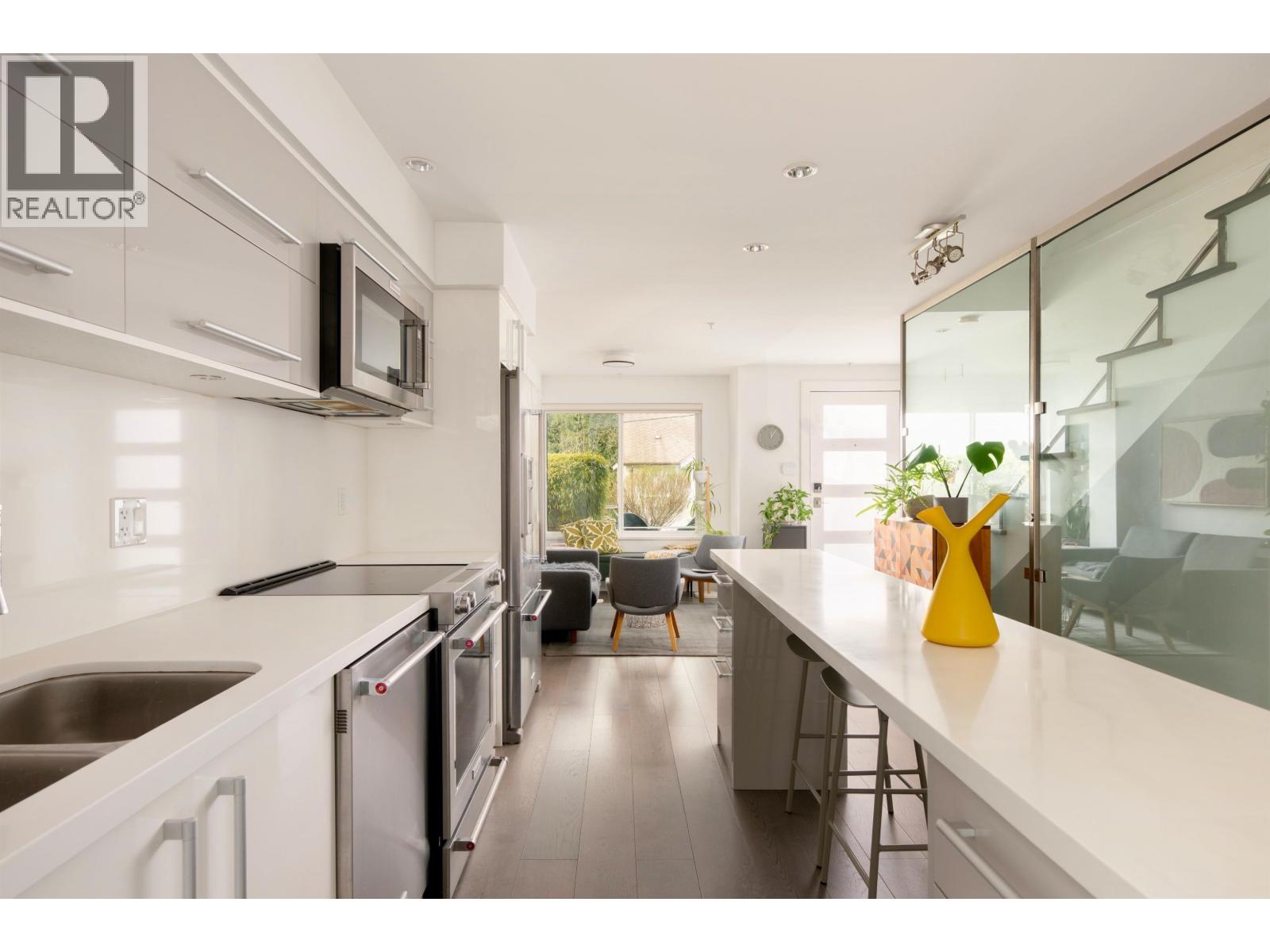 4 2358 Western Avenue, North Vancouver, British Columbia  V7M 2L3 - Photo 9 - R3107021