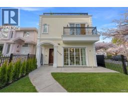 2 4503 W 15TH AVENUE, Vancouver, British Columbia