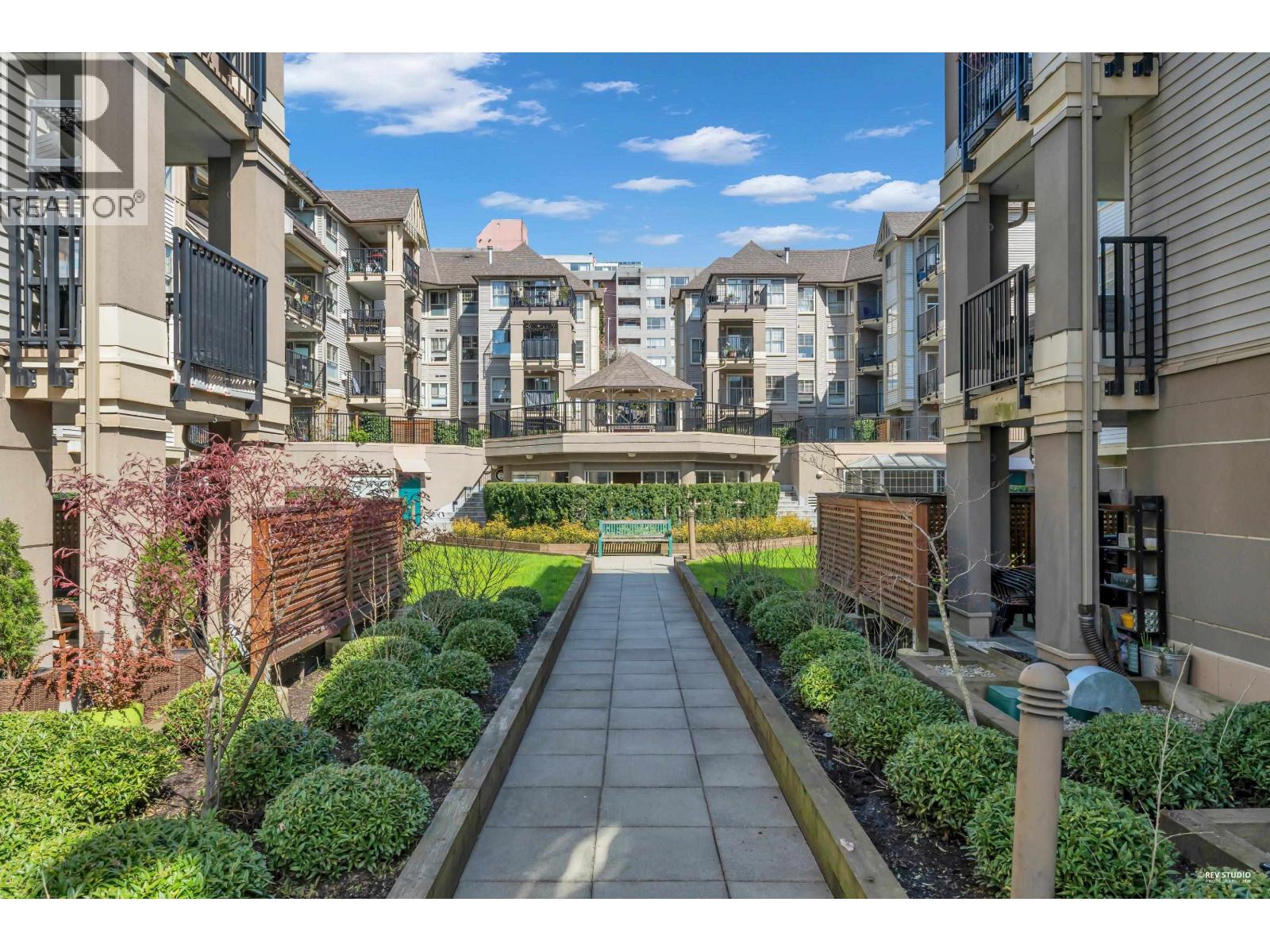 505 215 TWELFTH STREET, New Westminster, British Columbia