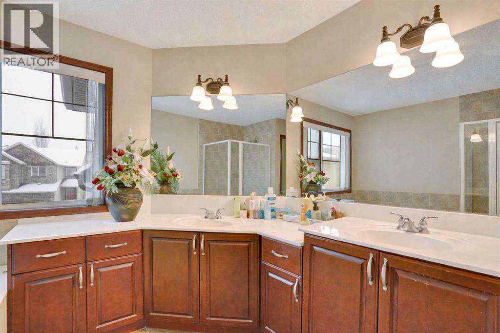 160 Tremblant Way Sw, Calgary, Alberta  T3H 0B8 - Photo 22 - A2298595