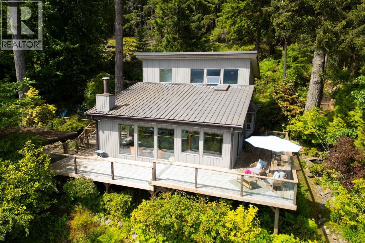 896 Taylor Road, Bowen Island, British Columbia  V0N 1G1 - Photo 2 - R3107031