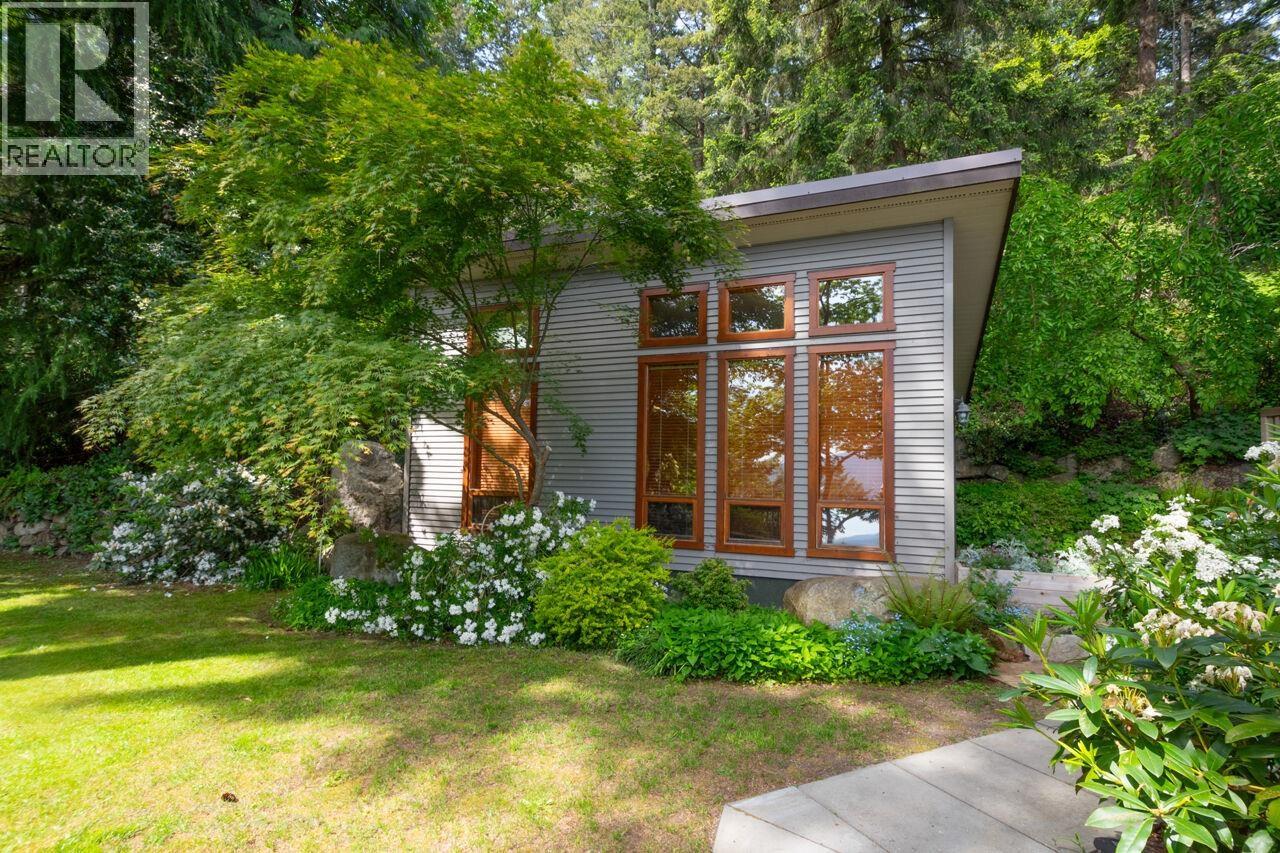 896 Taylor Road, Bowen Island, British Columbia  V0N 1G1 - Photo 27 - R3107031