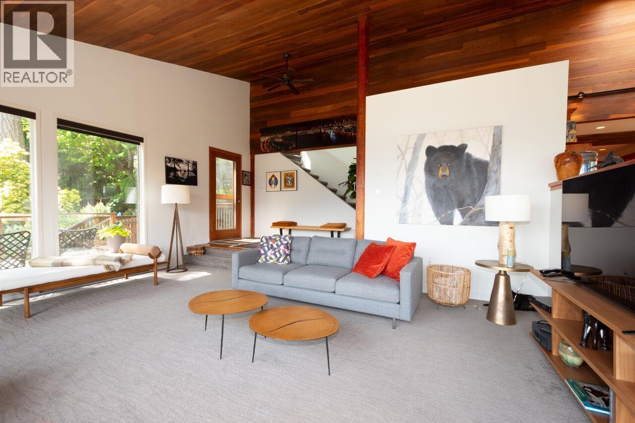 896 Taylor Road, Bowen Island, British Columbia  V0N 1G1 - Photo 5 - R3107031