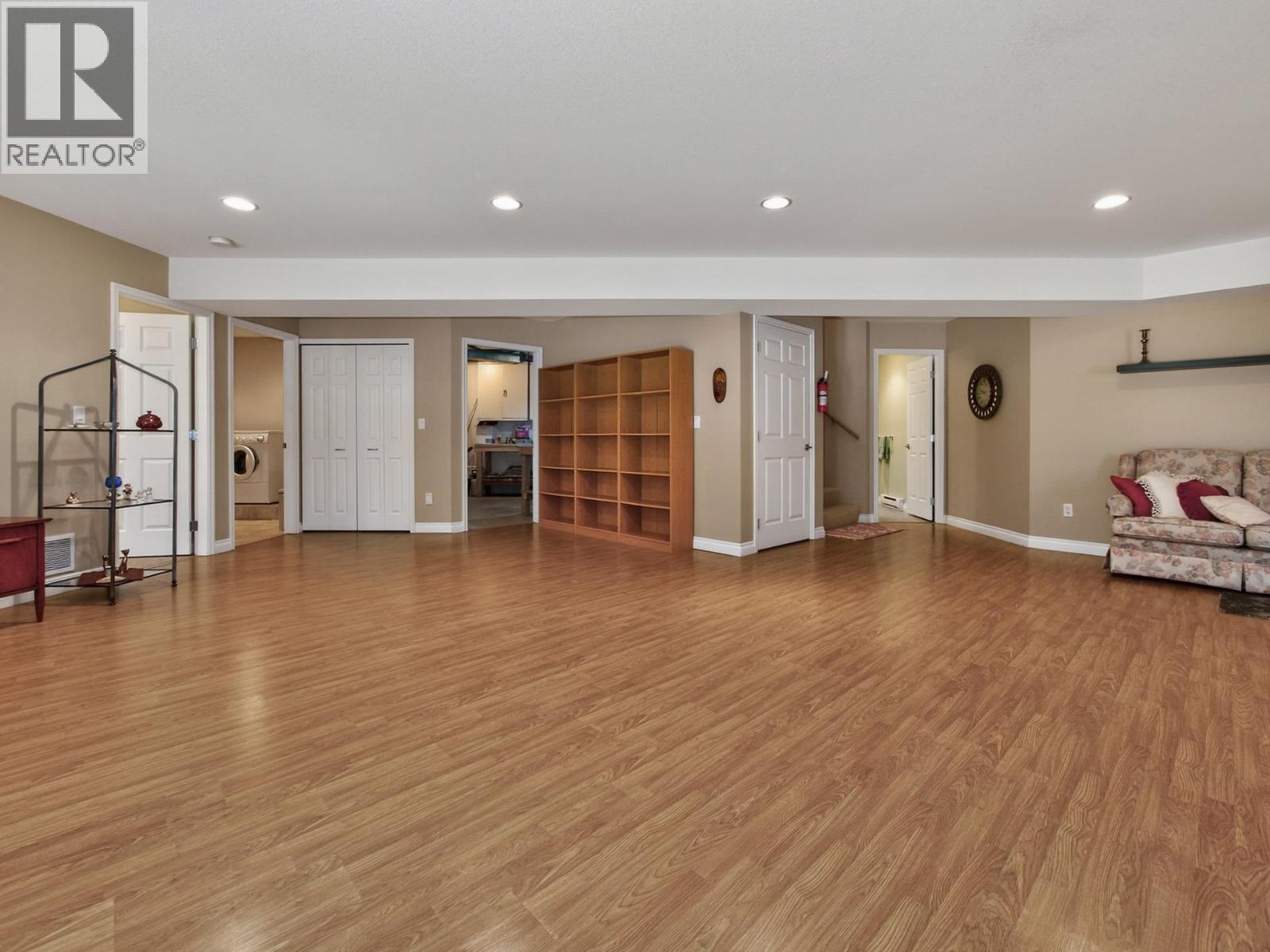 6249 Baillie Road, Sechelt, British Columbia  V7Z 0R5 - Photo 19 - R3107040