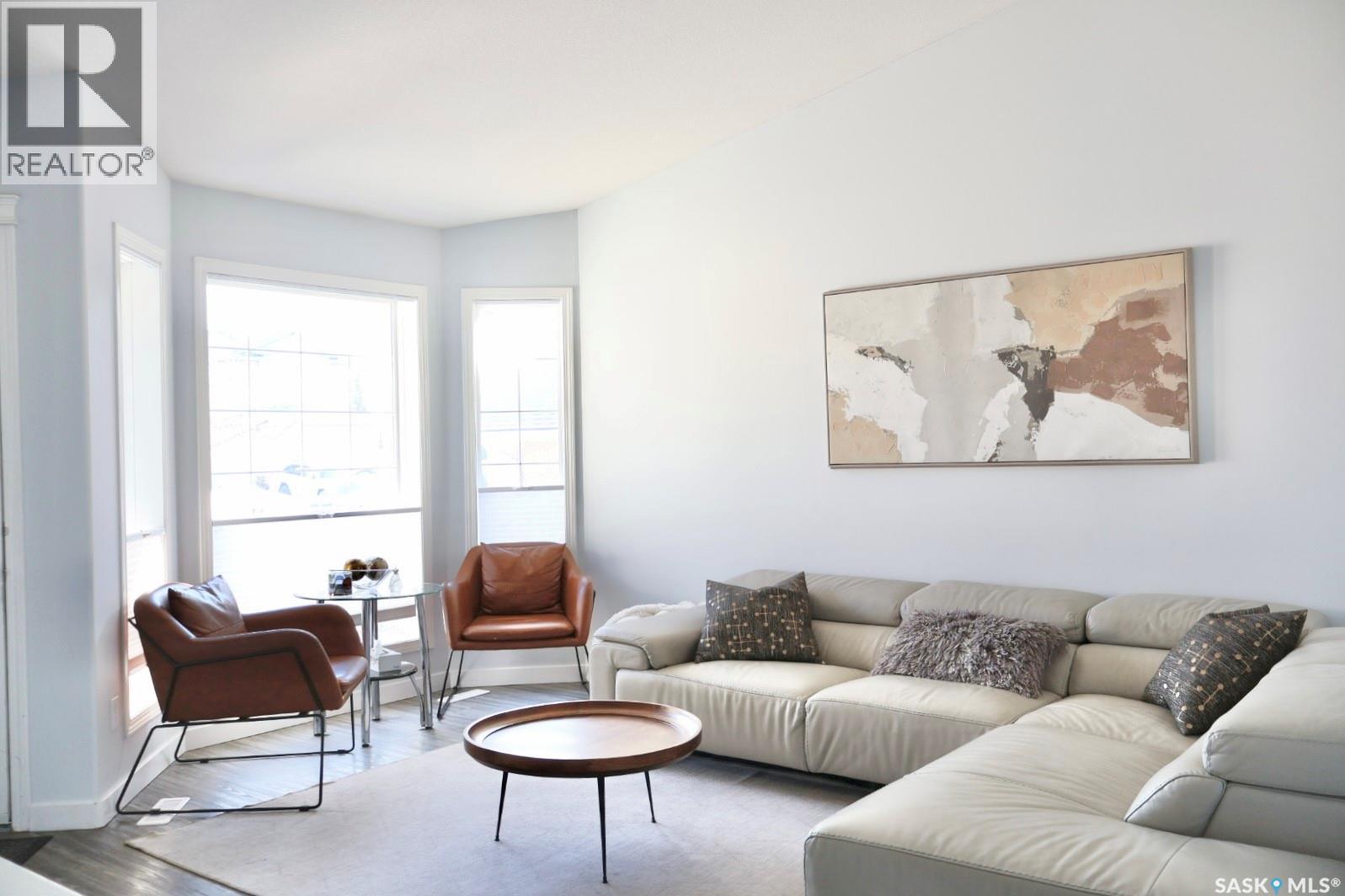 330 Sears Cove, Saskatoon, Saskatchewan  S7N 4V7 - Photo 3 - SK031572