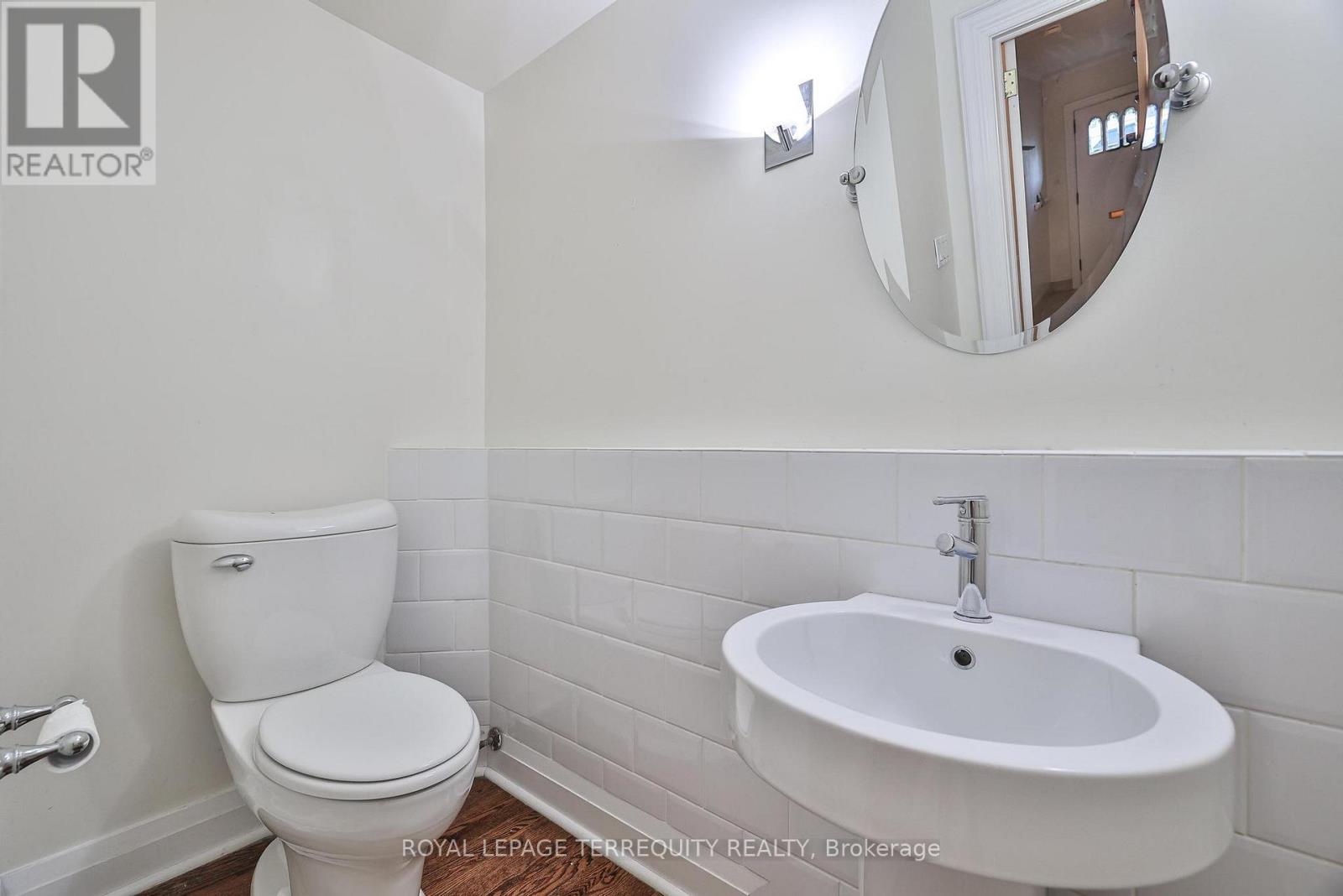 5 Apsley Road, Toronto, Ontario  M5M 2X7 - Photo 17 - C12960642