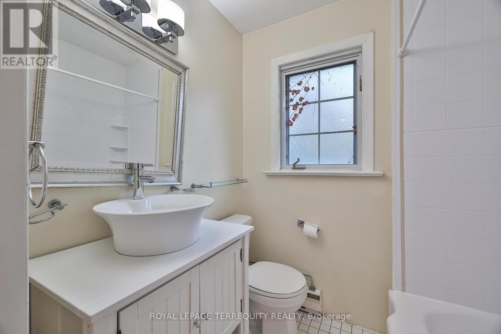 5 Apsley Road, Toronto, Ontario  M5M 2X7 - Photo 27 - C12960642