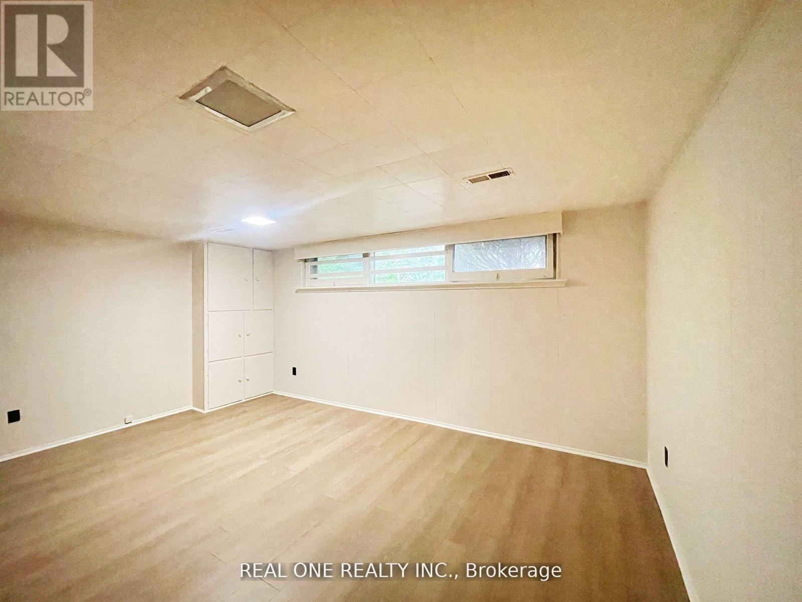 48 Lionel Heights Crescent, Toronto, Ontario  M3A 1M1 - Photo 15 - C12960718