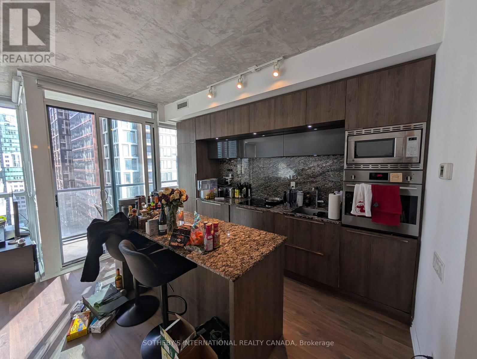 2003 - 88 Blue Jays Way, Toronto, Ontario  M5V 0L7 - Photo 2 - C12960726