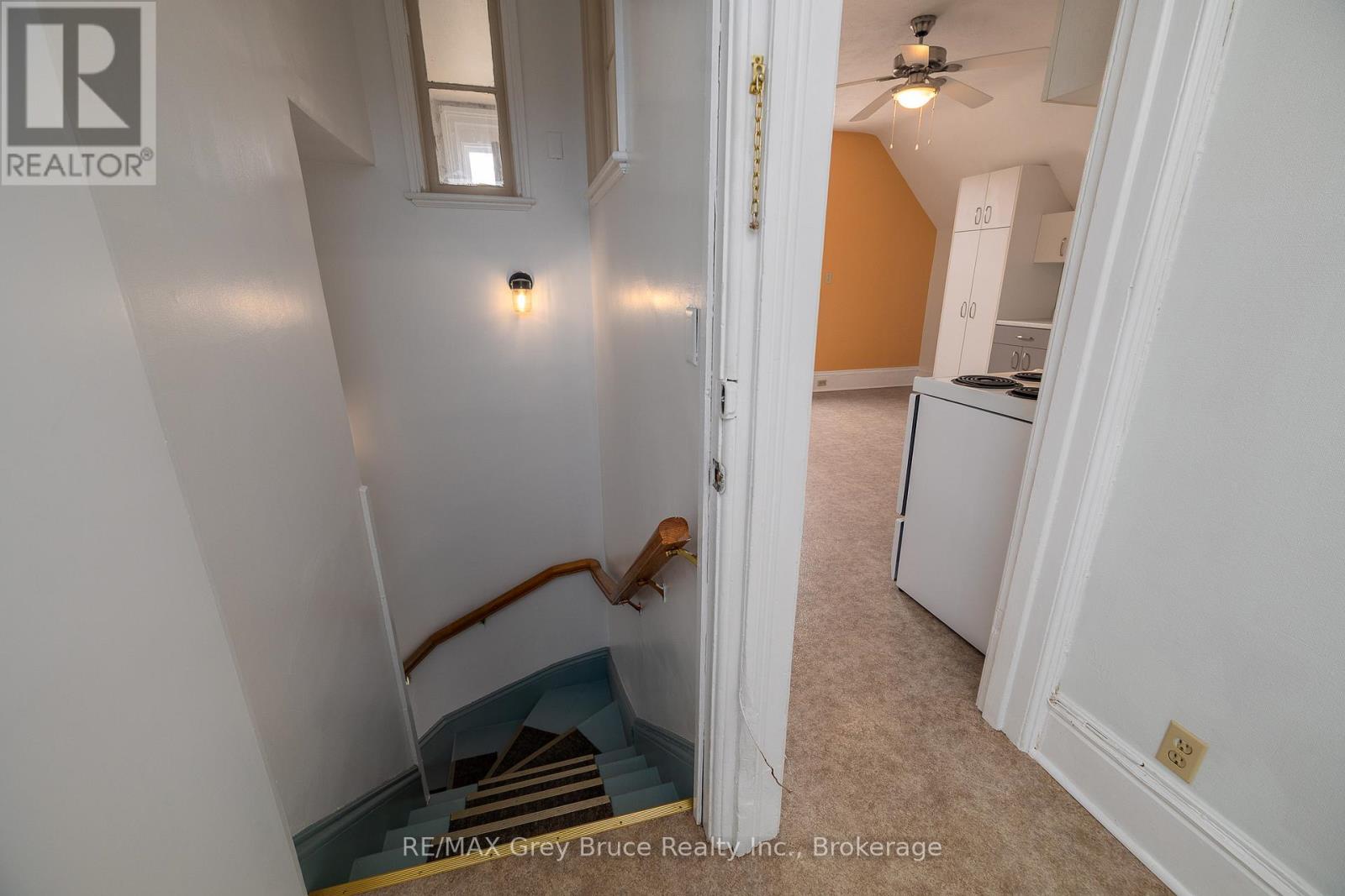 902 2nd Avenue W, Owen Sound, Ontario N4K 4M7 - Photo 9 - X12960484