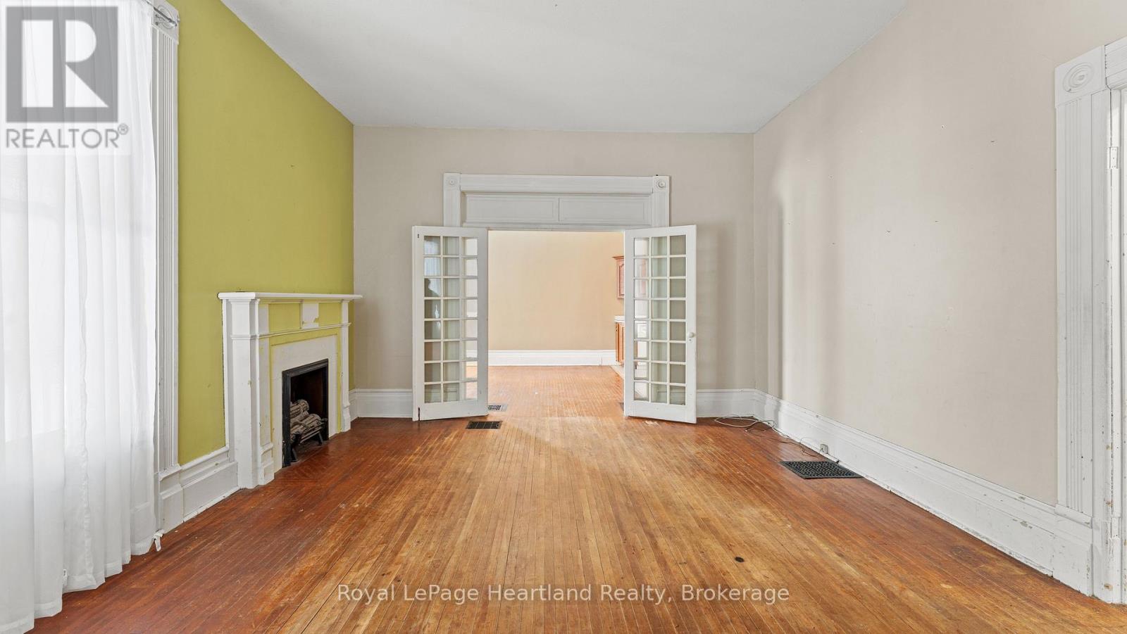 190 Albert Street, Central Huron, Ontario N0M 1L0 - Photo 11 - X12958258