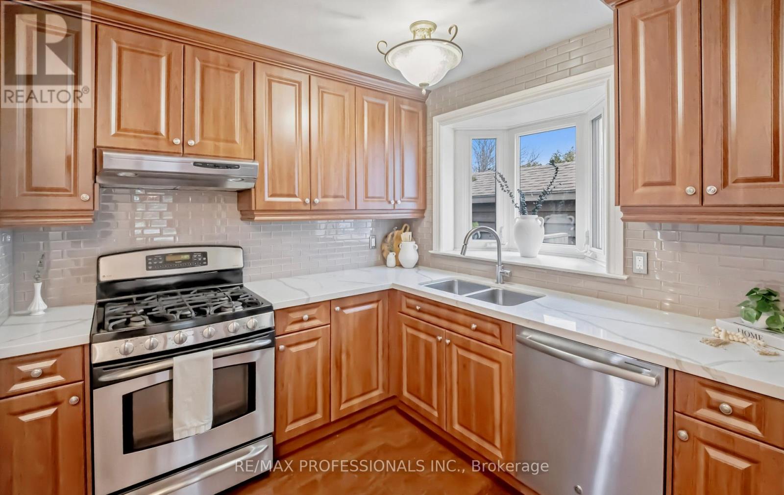 1 Bluefin Crescent, Toronto, Ontario  M1H 2K9 - Photo 22 - E12960650