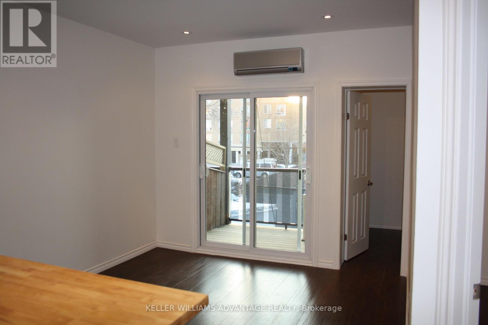 B - 242 Highfield Road, Toronto, Ontario  M4L 2V5 - Photo 5 - E12960660