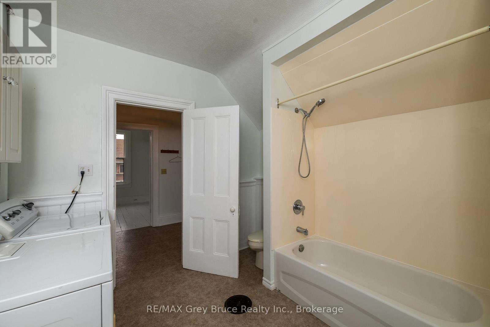 902 2nd Avenue W, Owen Sound, Ontario N4K 4M7 - Photo 20 - X12960484