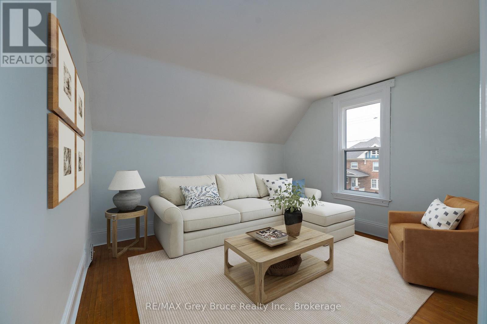 902 2nd Avenue W, Owen Sound, Ontario N4K 4M7 - Photo 12 - X12960484