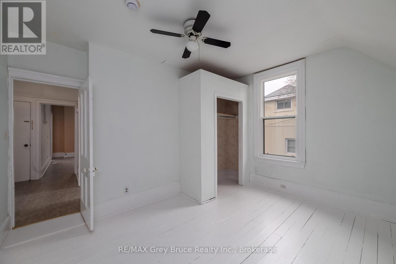 902 2nd Avenue W, Owen Sound, Ontario N4K 4M7 - Photo 16 - X12960484