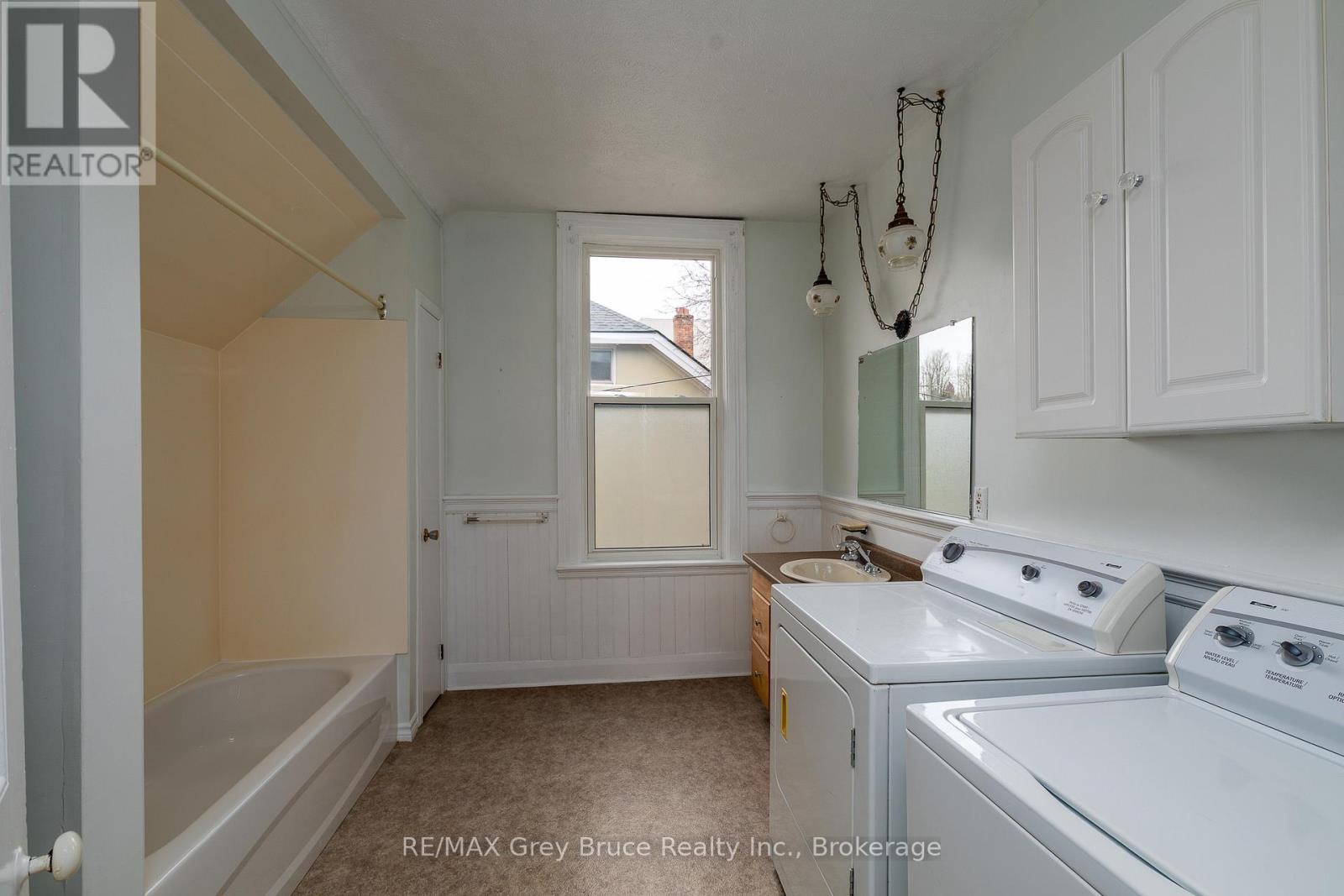 902 2nd Avenue W, Owen Sound, Ontario N4K 4M7 - Photo 19 - X12960484