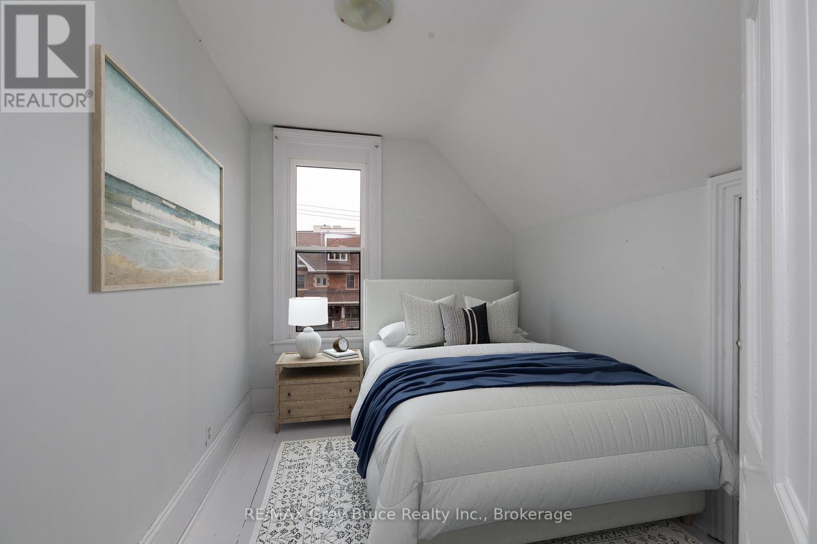 902 2nd Avenue W, Owen Sound, Ontario N4K 4M7 - Photo 18 - X12960484