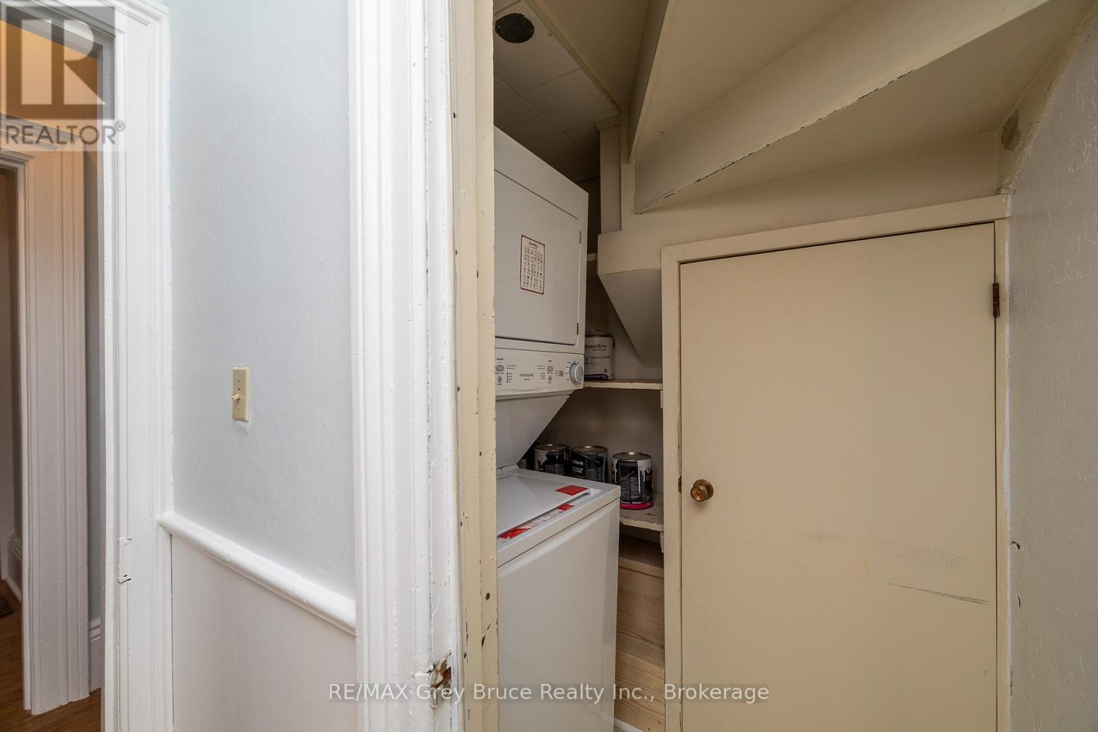 902 2nd Avenue W, Owen Sound, Ontario N4K 4M7 - Photo 30 - X12960484