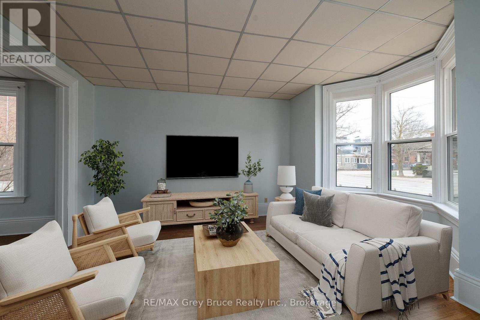 902 2nd Avenue W, Owen Sound, Ontario N4K 4M7 - Photo 33 - X12960484