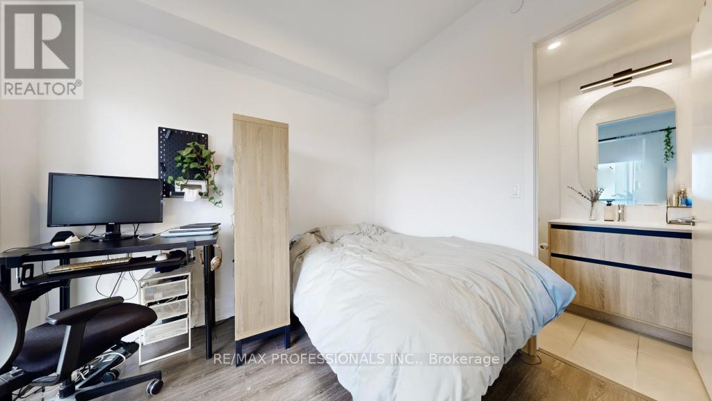 7950 Bathurst Street, Vaughan, Ontario  L4J 0L4 - Photo 32 - N12960692