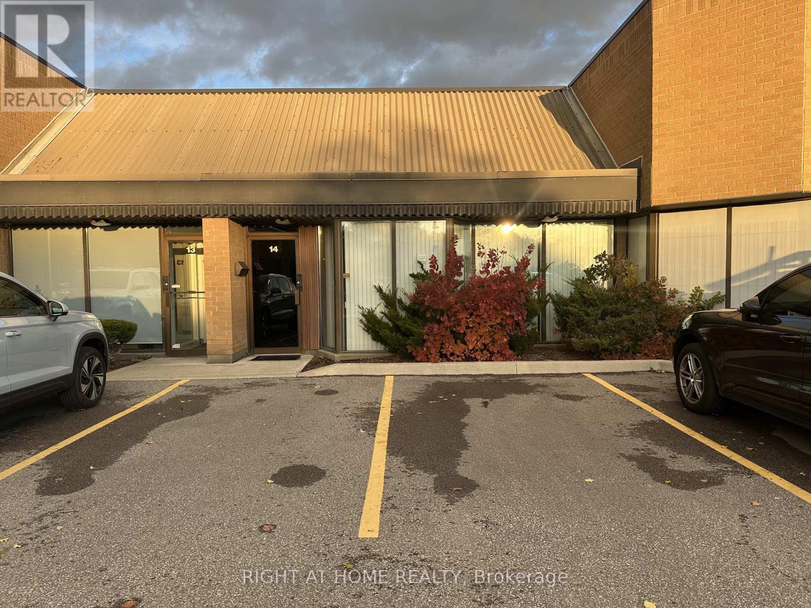 14 - 95 WEST BEAVER CREEK ROAD, Richmond Hill, Ontario