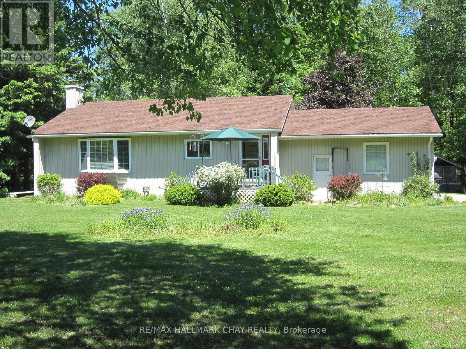 348 Mount St. Louis Road, Oro-Medonte, Ontario  L0K 1N0 - Photo 4 - S12960656