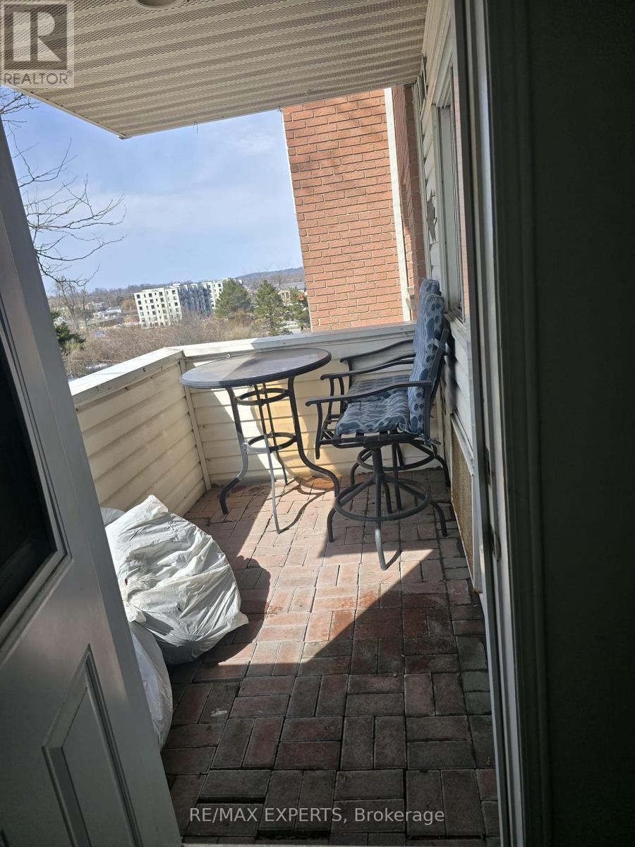 210 - 120 Bell Farm Road, Barrie, Ontario  L4M 6J2 - Photo 7 - S12960736