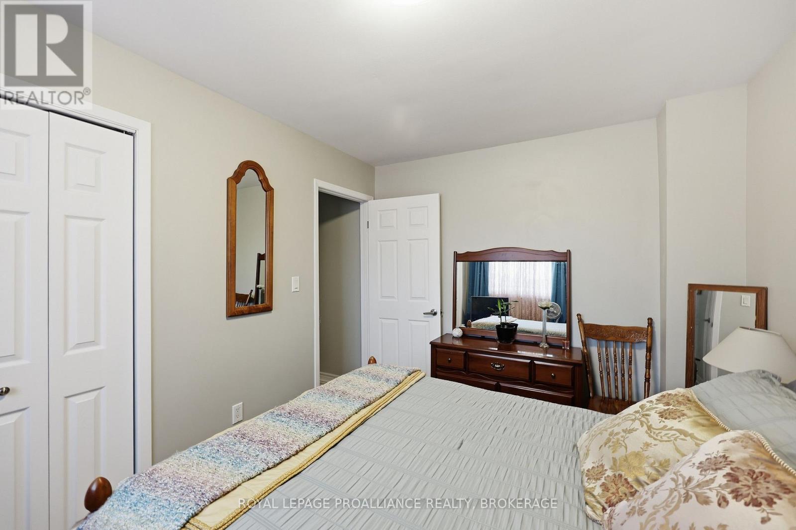 5 - 9 Winchester Drive, Greater Napanee, Ontario  K7R 3P9 - Photo 25 - X12930582