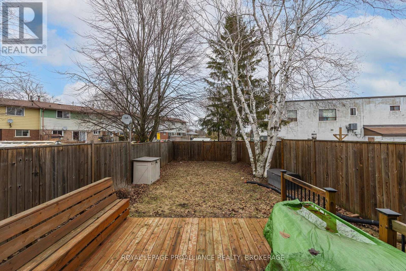 5 - 9 Winchester Drive, Greater Napanee, Ontario  K7R 3P9 - Photo 5 - X12930582