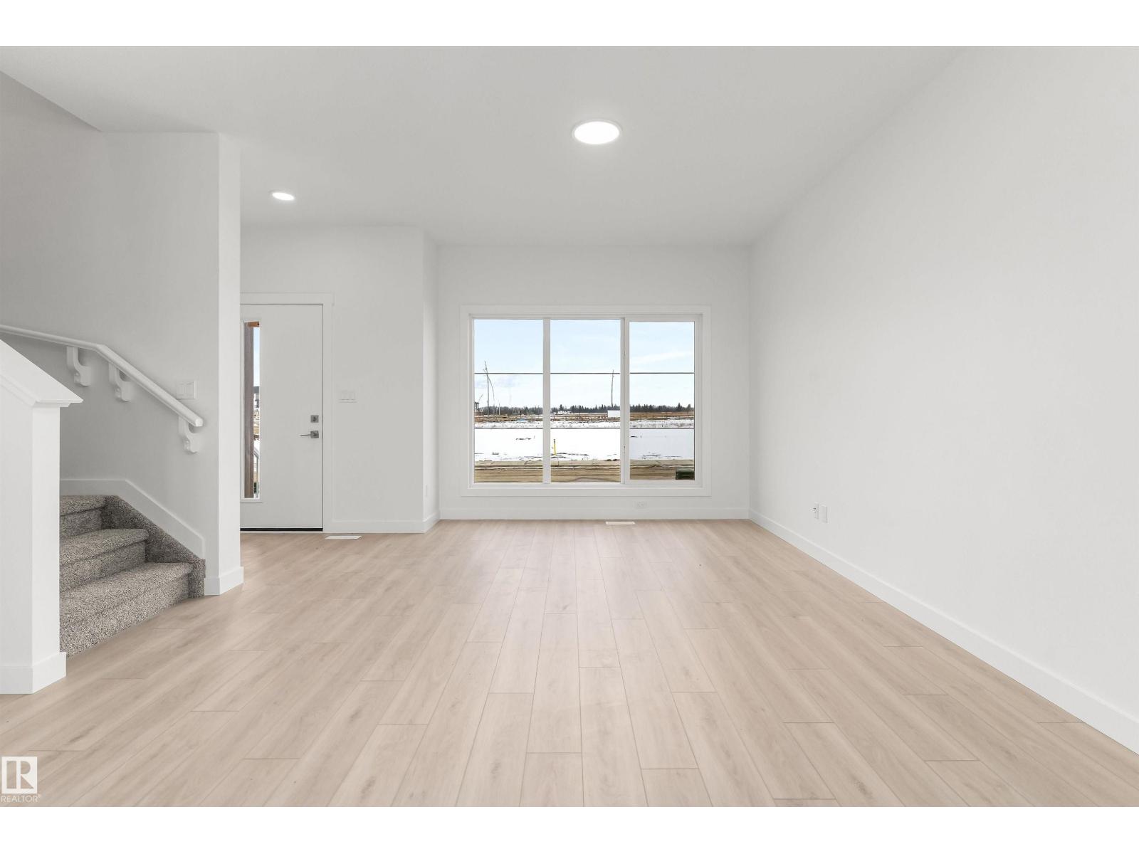 428 176 Av Ne, Edmonton, Alberta  T5Y 4J7 - Photo 7 - E4473699