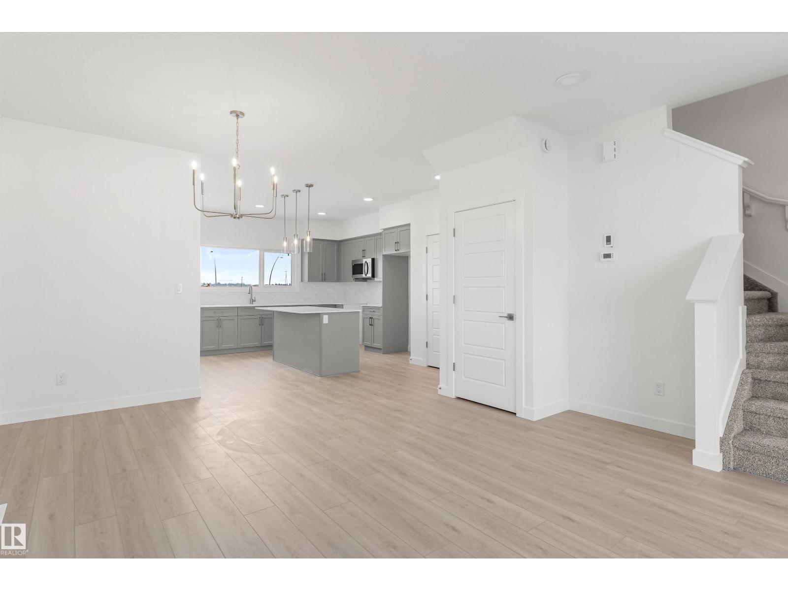 428 176 Av Ne, Edmonton, Alberta  T5Y 4J7 - Photo 9 - E4473699