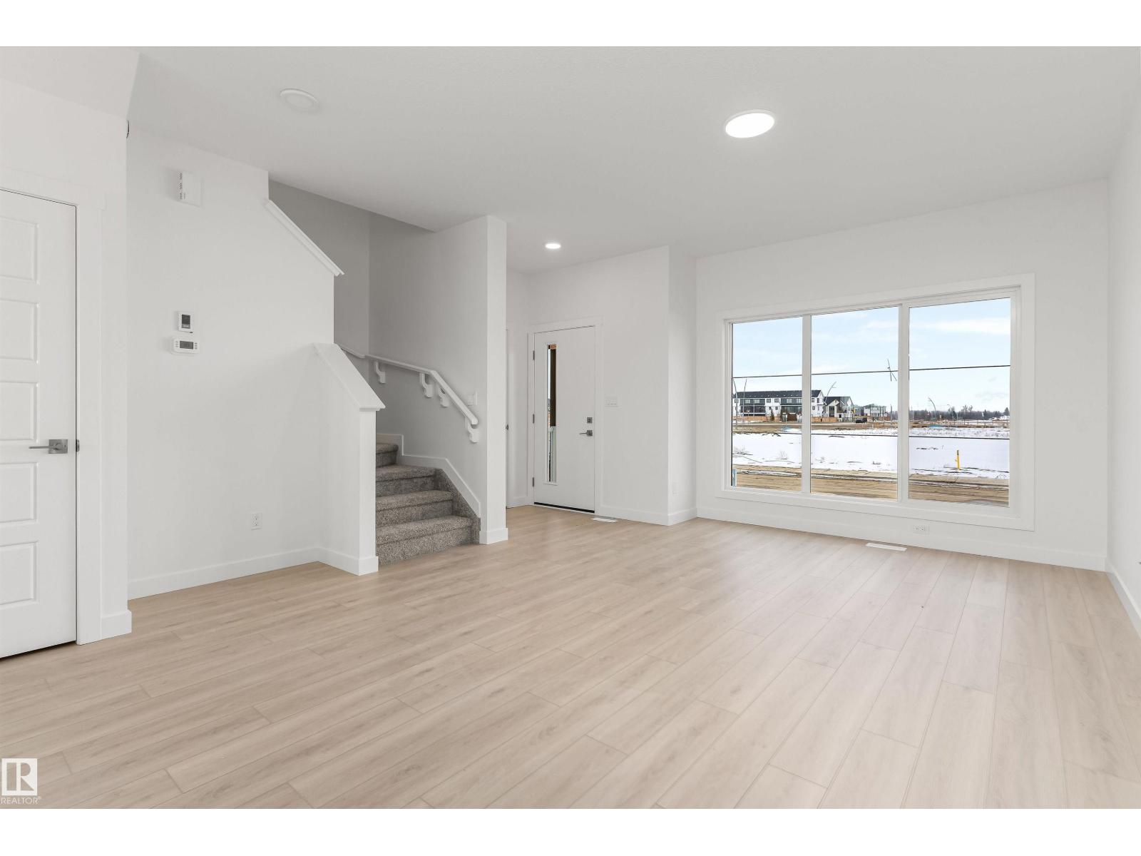 428 176 Av Ne, Edmonton, Alberta  T5Y 4J7 - Photo 3 - E4473699