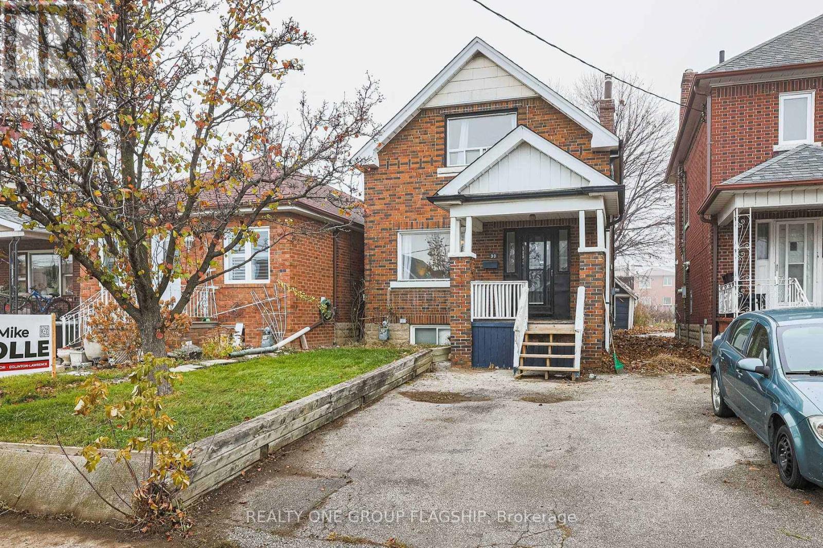 30 Bowie Avenue, Toronto, Ontario  M6E 2P1 - Photo 1 - W12960624
