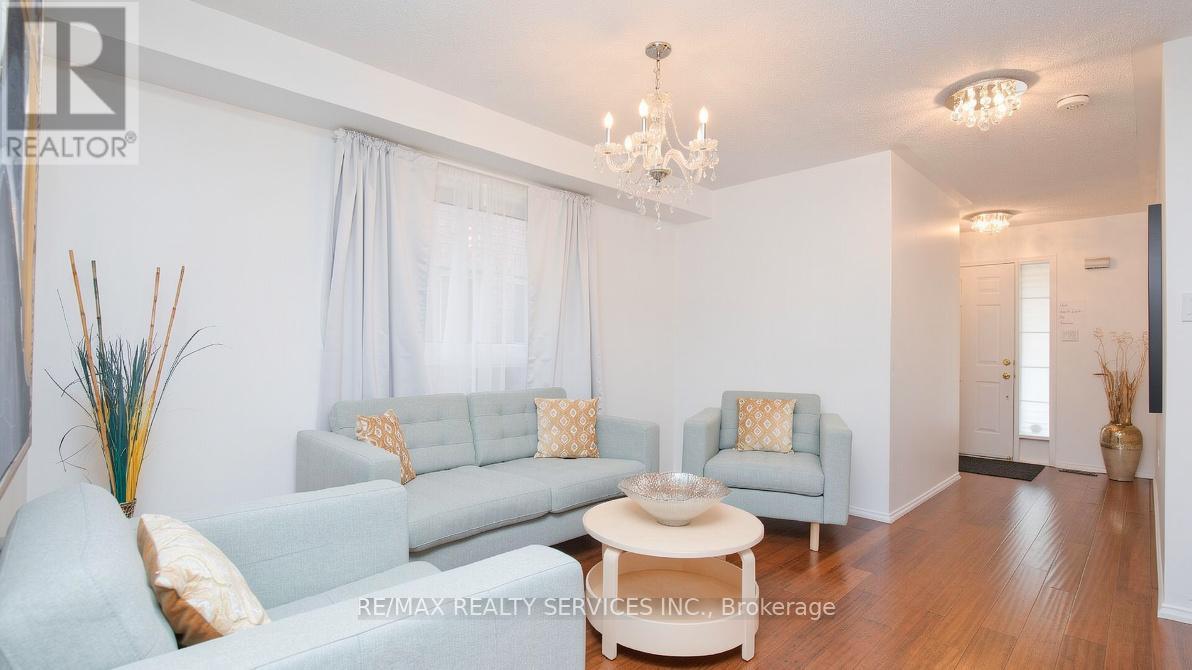 13 Waterdale Road, Brampton, Ontario  L7A 1S7 - Photo 18 - W12960646