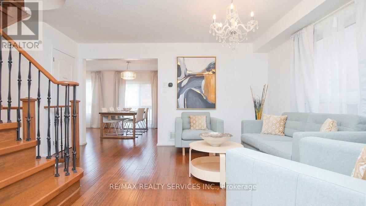 13 Waterdale Road, Brampton, Ontario  L7A 1S7 - Photo 19 - W12960646