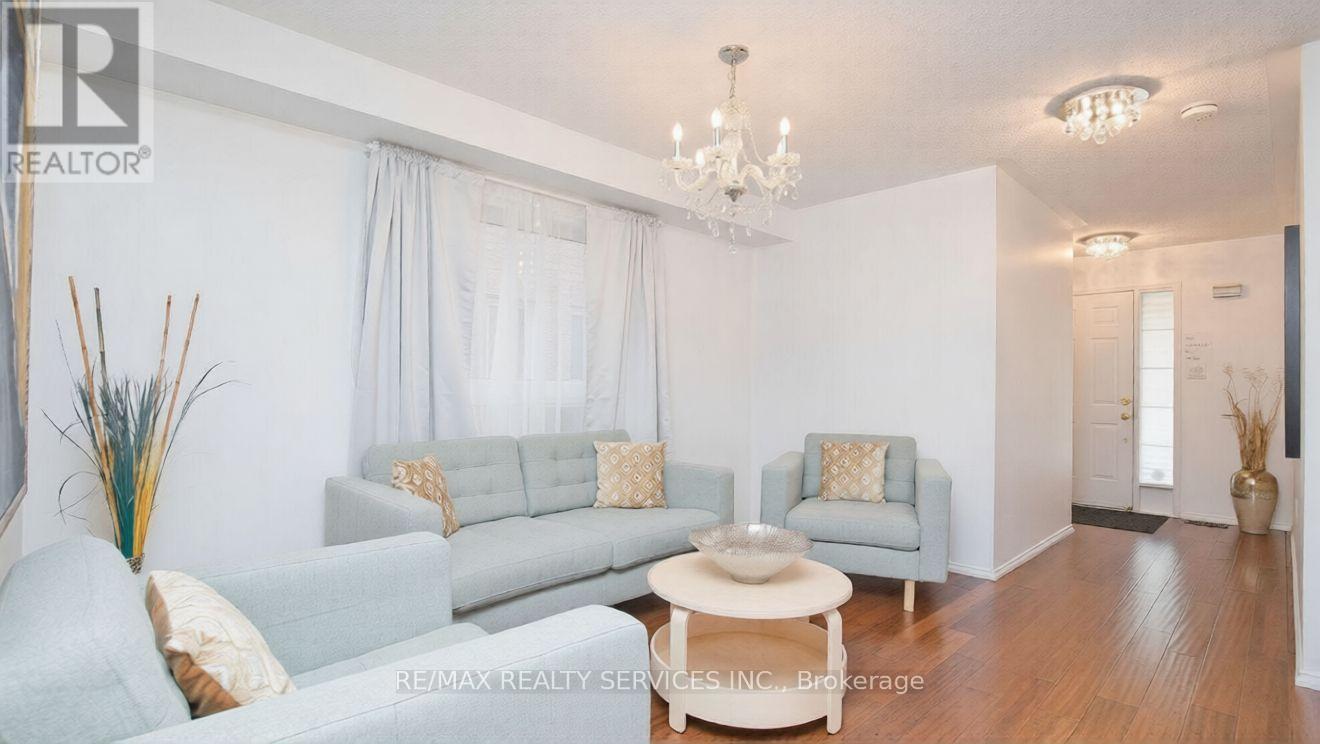 13 Waterdale Road, Brampton, Ontario  L7A 1S7 - Photo 20 - W12960646