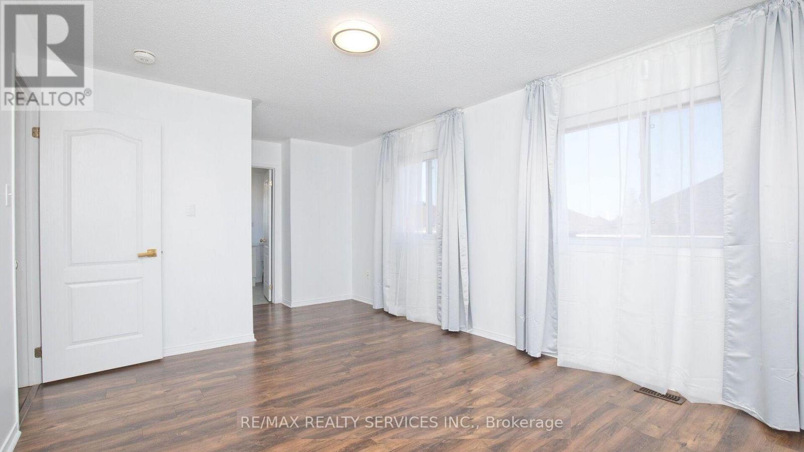 13 Waterdale Road, Brampton, Ontario  L7A 1S7 - Photo 21 - W12960646