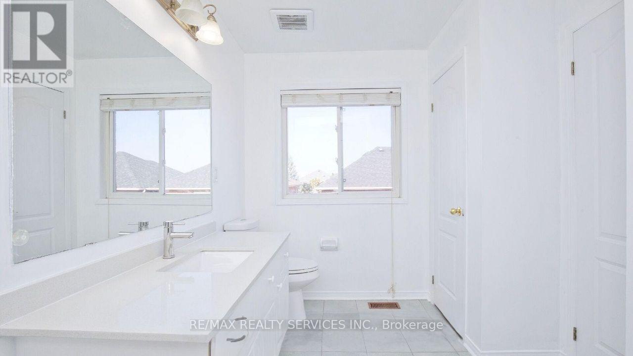 13 Waterdale Road, Brampton, Ontario  L7A 1S7 - Photo 30 - W12960646