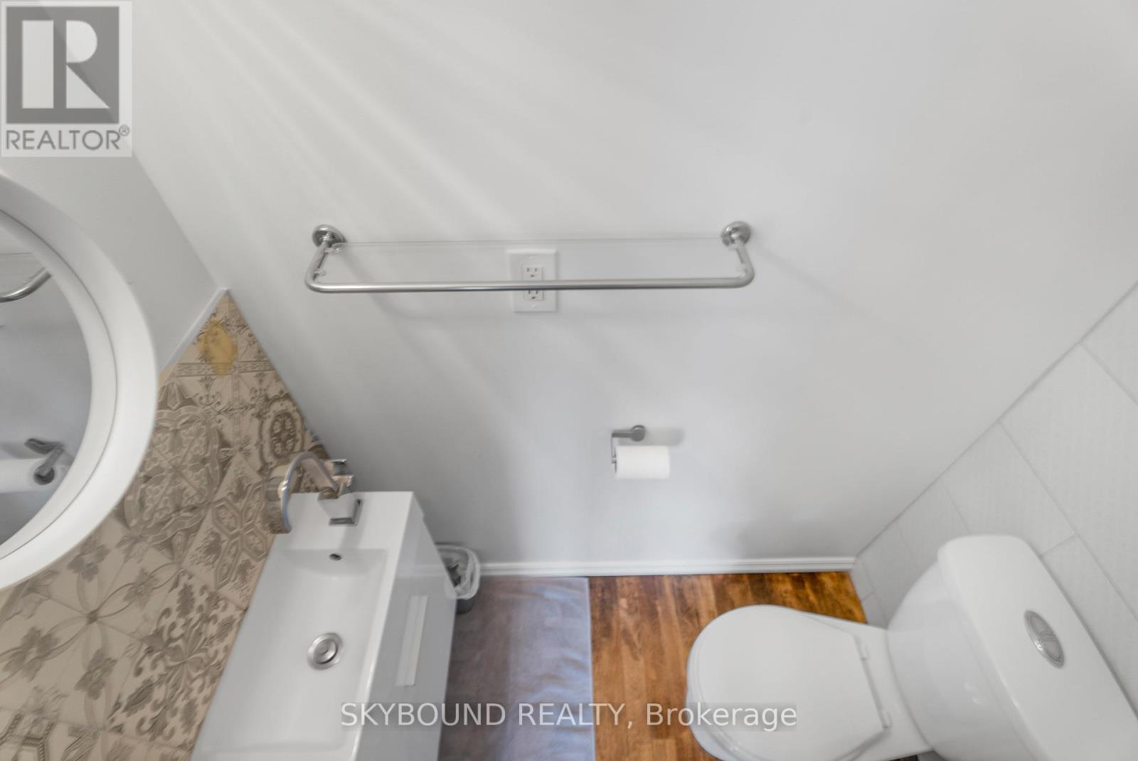 790 The Queensway, Toronto, Ontario  M8Z 1N5 - Photo 22 - W12960658