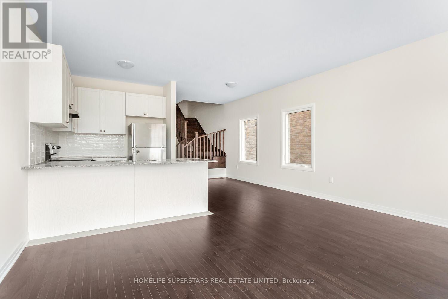 1118 Trudeau Drive, Milton, Ontario  L9E 2J4 - Photo 11 - W12960662