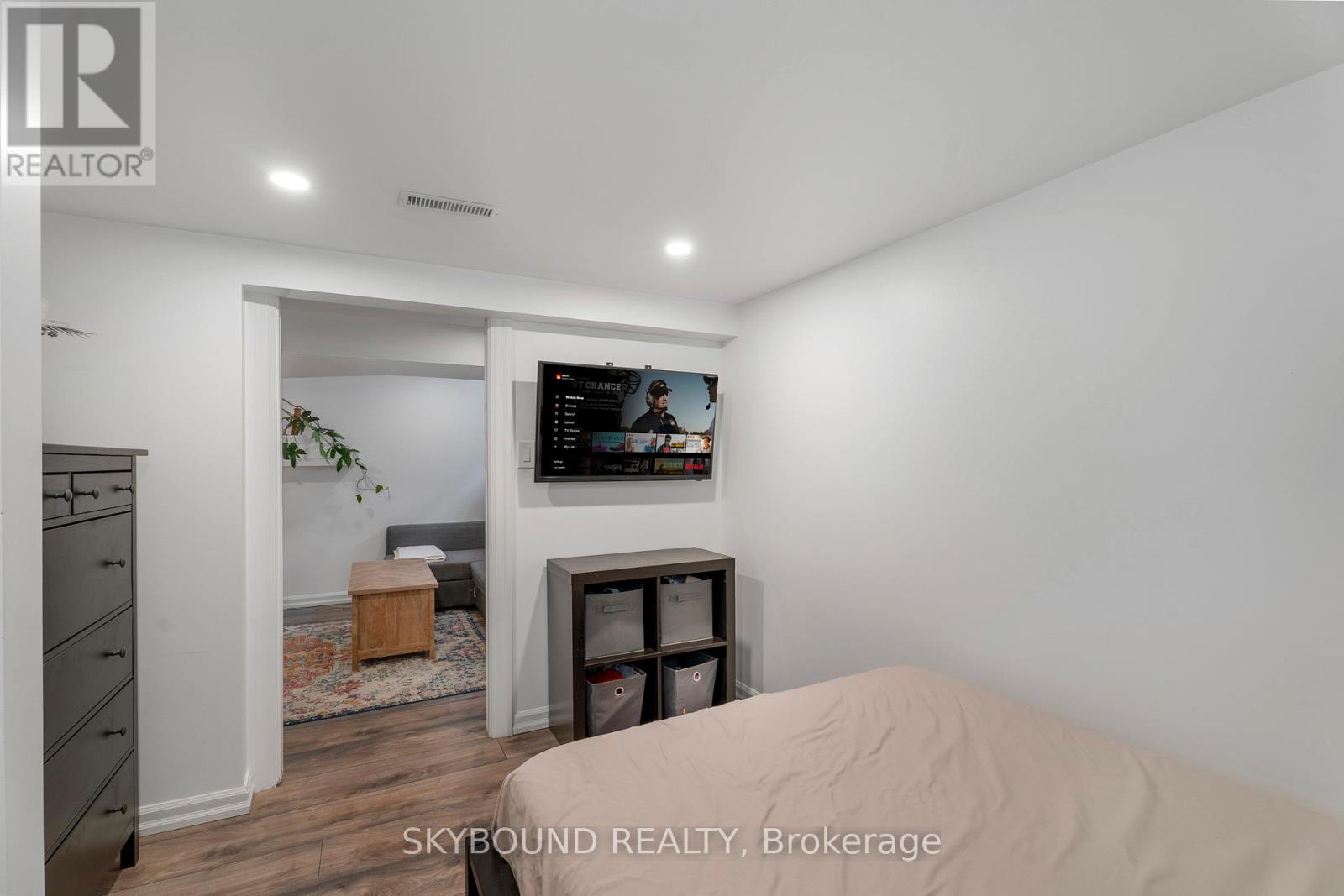 790 The Queensway, Toronto, Ontario  M8Z 1N5 - Photo 31 - W12960672