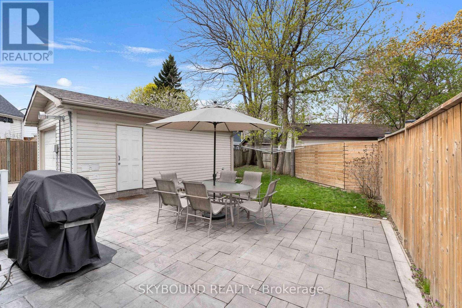 790 The Queensway, Toronto, Ontario  M8Z 1N5 - Photo 36 - W12960672