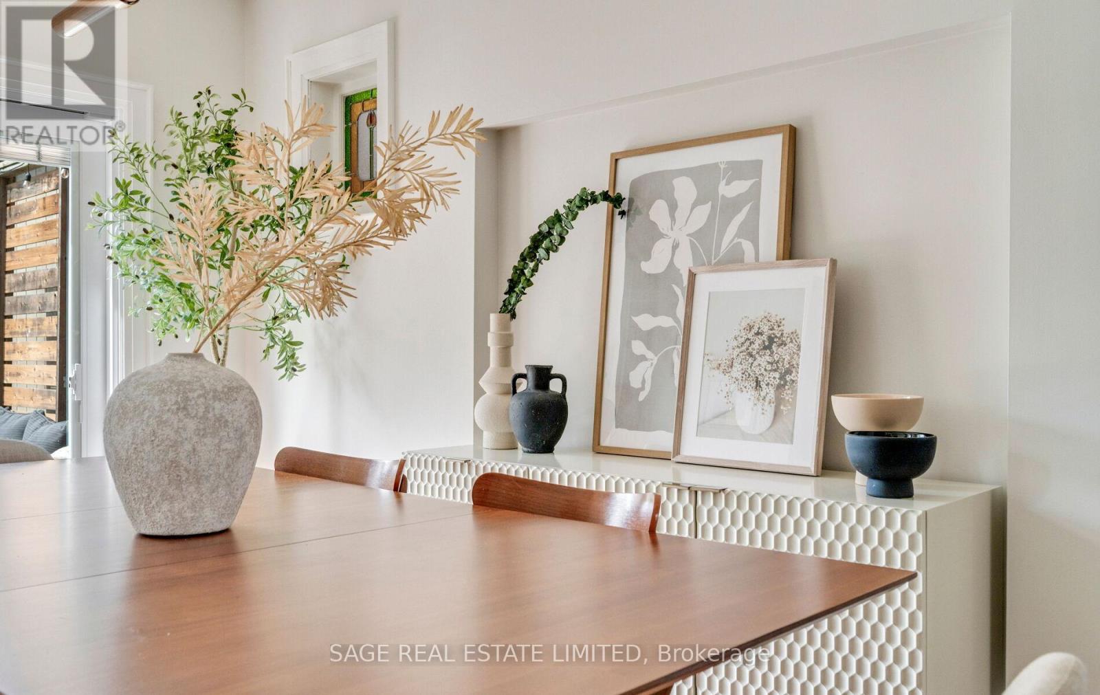 318 Durie Street, Toronto, Ontario  M6S 3G3 - Photo 13 - W12960710