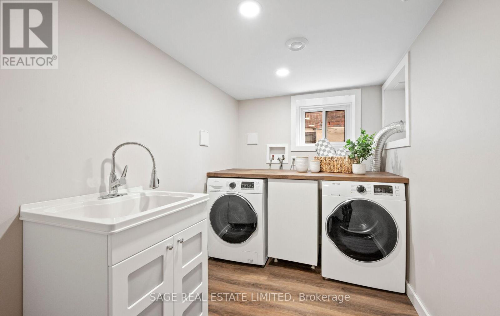 318 Durie Street, Toronto, Ontario  M6S 3G3 - Photo 38 - W12960710