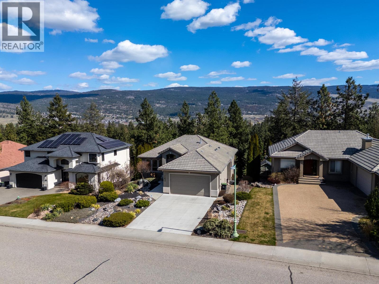 2149 Capistrano Drive, Kelowna, British Columbia  V1V 2A3 - Photo 45 - 10381122