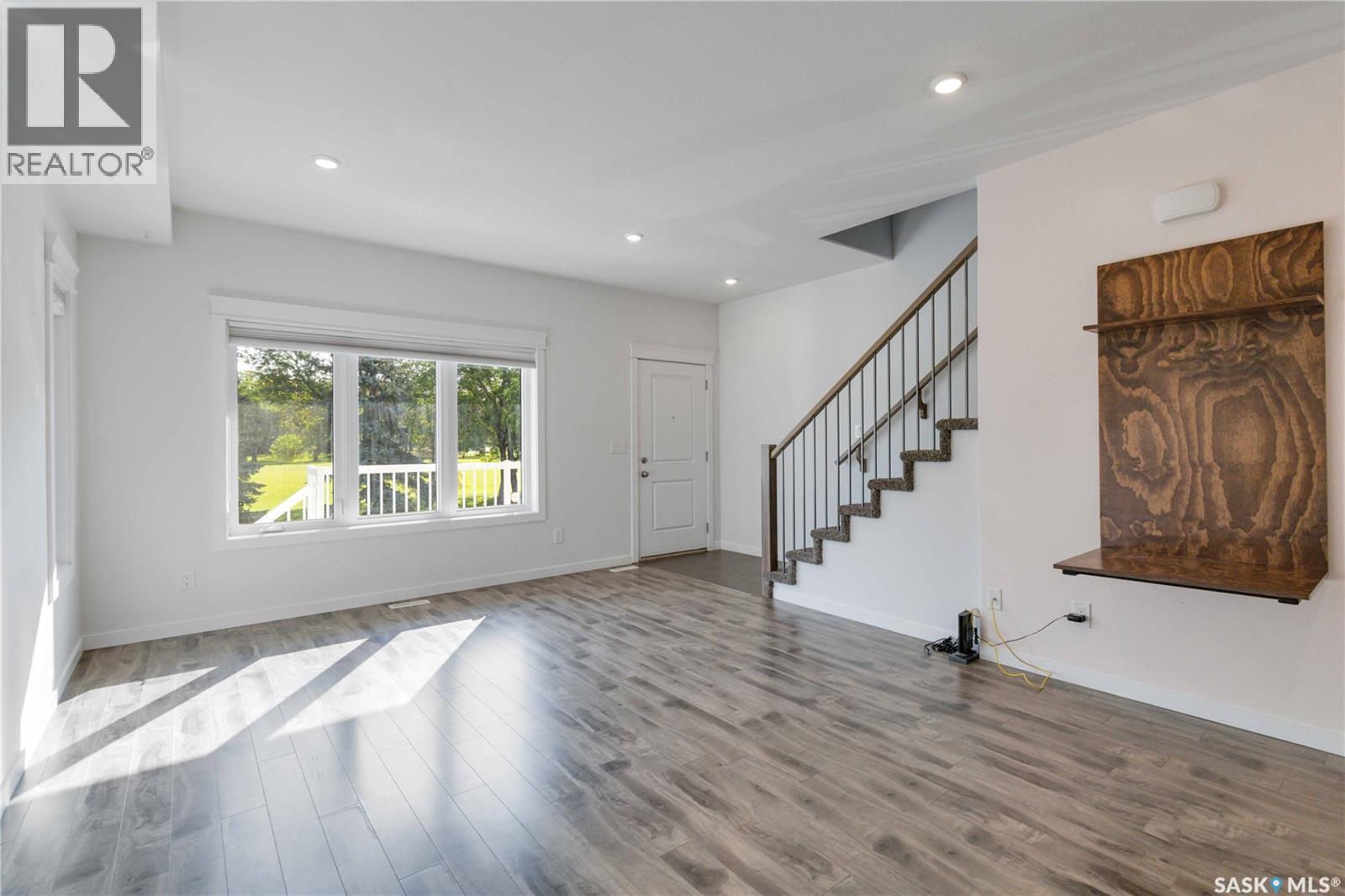 453 L Avenue S, Saskatoon, Saskatchewan  S7M 5Y6 - Photo 6 - SK032170